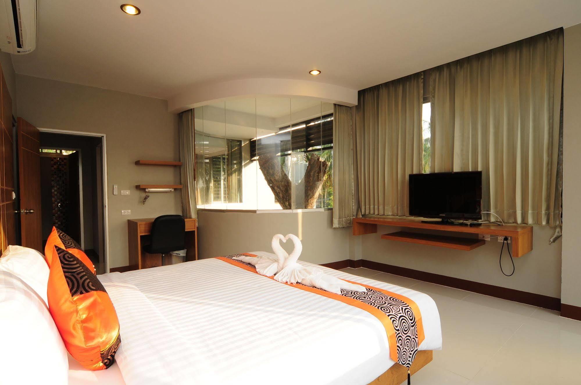 Phu Nana Boutique Hotel - Sha Plus Rawai Екстер'єр фото